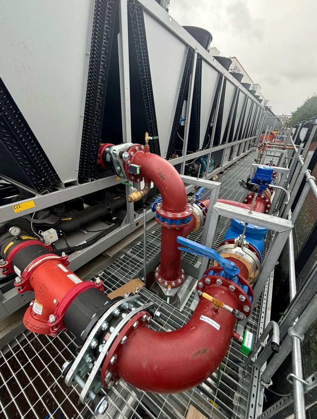Rooftop plant and pipework