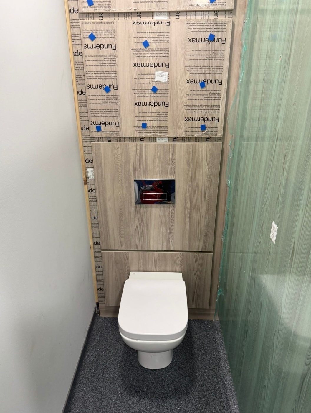 Washroom WC and panelling